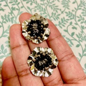 Metal flower stud earrings